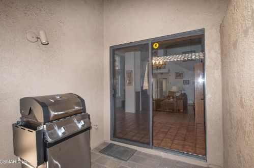 3683 Via Pacifica Walk, Oxnard CA  93035-2224 exterior