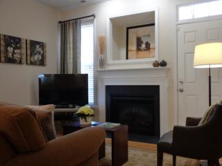 44 Grapevine Trl, Durham NC  27707-5296 exterior