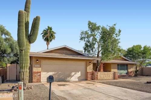15219 20th St, Phoenix AZ  85022-4053 exterior