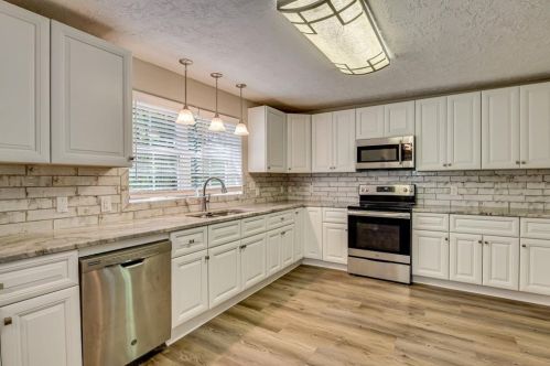 181 Sweetwater Crk Dr, North Augusta SC  29860-9664 exterior
