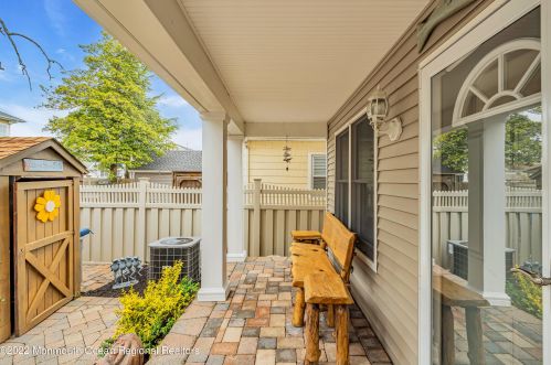 1809 Greenwood Ter, Belmar NJ 07719-2911 exterior