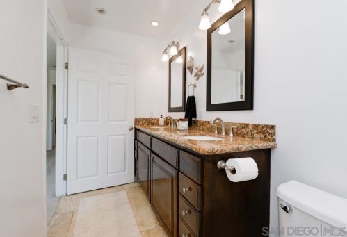 7767 Acama St, San Diego CA 92126-1106 exterior