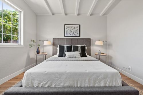 115 Hemlock Ave, Sunnyvale CA  exterior