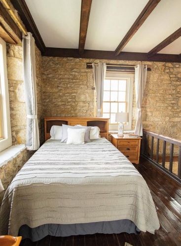 914 Bequette St, Dodgeville WI  53533-1112 exterior