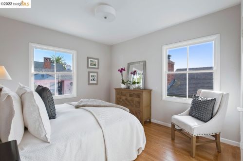 855 Glendome Cir, Oakland CA 94602-1413 exterior