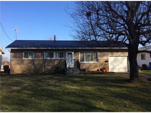 1440 Lawn Ave, Massillon, OH 44647-7638