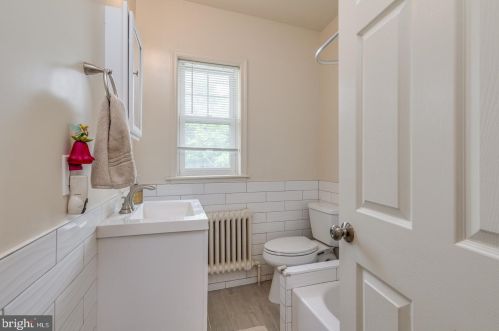 135 Haddon Ave, Camden NJ  08108-1033 exterior