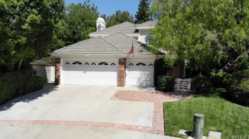 26217 Chiswick Ct, Santa Clarita, CA 91355-3520