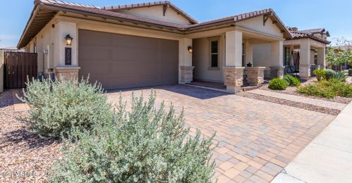 3874 Loma Vista St, Gilbert, AZ 85295