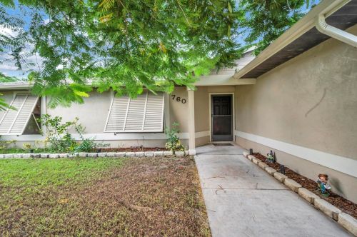 760 Kingston St, Fort Pierce, FL 34983-1026