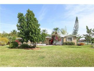 10935 173rd Ter, Miami, FL 33157-4061