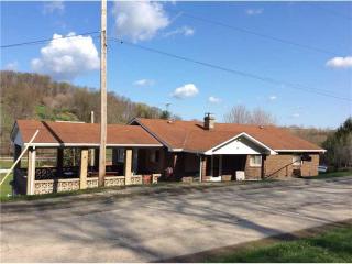 32 Top St, Mc Donald, PA 15057-2915