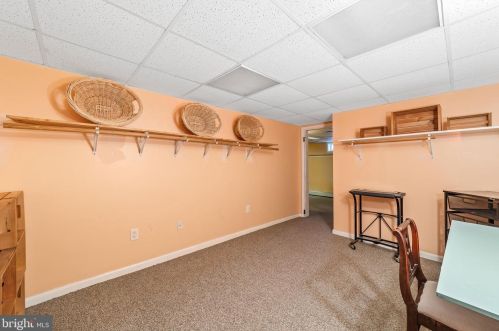 30 Greenfield Ave, Trenton NJ  08648-3828 exterior