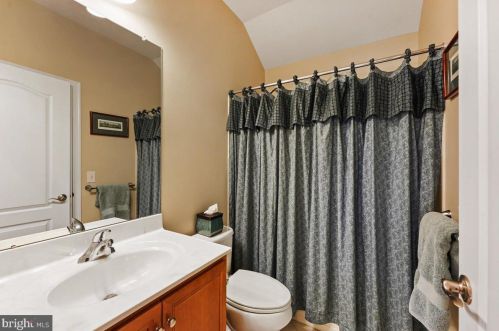 830 Woods End Ct, Collegeville PA  19426-2912 exterior