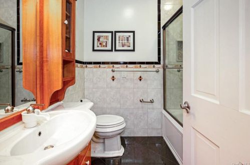 898 North St, White Plains NY  10605-4436 exterior