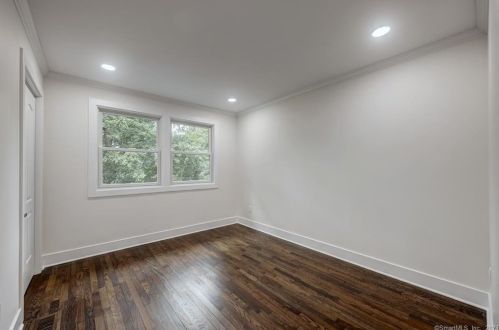 22 Leffert Rd, Bridgeport CT  06611-4950 exterior