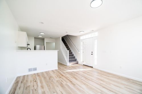 332 Oxford Oak Dr, Blacklick OH  43004-8481 exterior