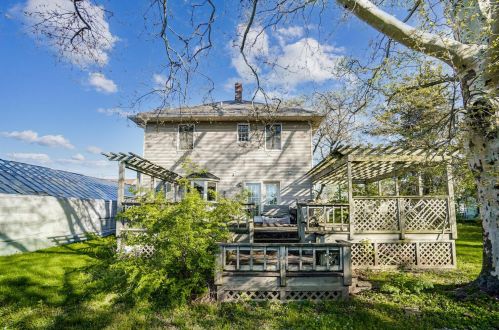 194 Center St, London OH  43140-1406 exterior