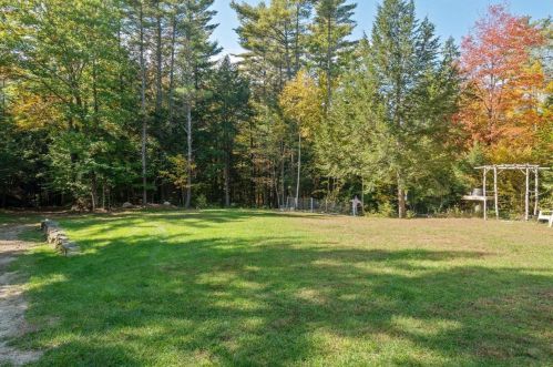 87 Garney Rd, Wakefield NH  03872-7400 exterior
