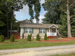 544 Owen St, Star, NC 27356-7581