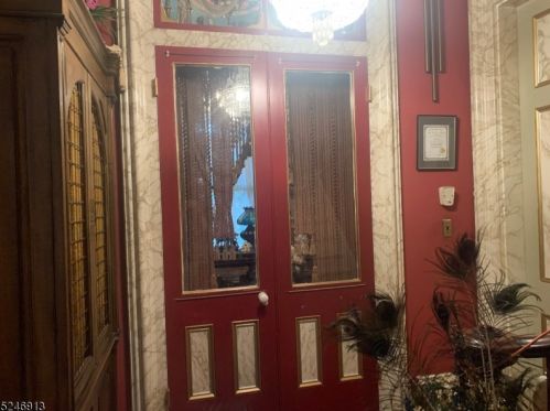 430 Green Ln, Belvidere NJ  07823-1236 exterior