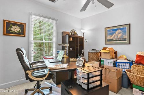 121 Bartram Dr, Beaufort SC  29902-5700 exterior