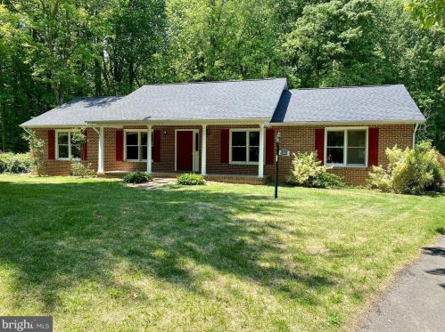 10404 Shaw Dr, Spotsylvania, VA 22553-3775