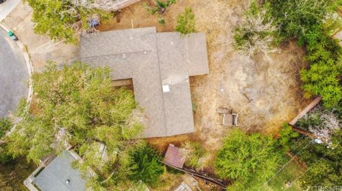 535 Lingard St, Lancaster CA 93536-8362 exterior