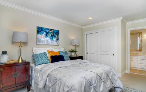 13 Alverno Ct, Redwood City CA  94061-1825 exterior