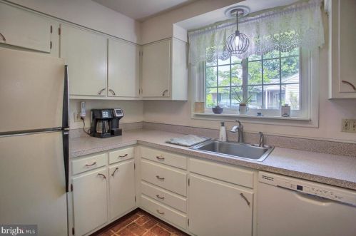 415 Allendale Way, Camp Hill PA  17011-8407 exterior