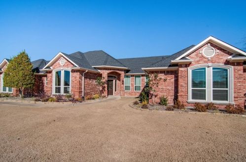 156 Equestrian Dr, Rockwall, TX 75032-7206