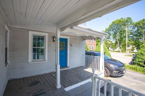 201 Town St, Norwich CT  06360-2402 exterior