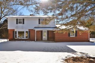 1951 Pleasant Valley Rd, Grafton, WI 53024-9634