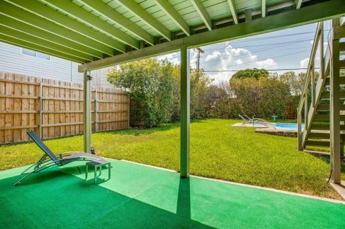 7 Justin Ct, Richardson TX  75081-2538 exterior