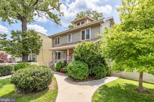 2819 Brentwood Rd, Washington, DC 20018-2609