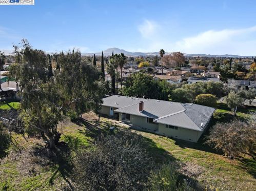 4960 Fuschia Way, Oakley CA  94561-2045 exterior