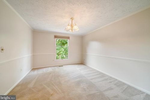 1304 Cold Harbor Ct, Herndon VA 20170-2018 exterior