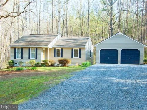 15437 Days Bridge Rd, Mineral, VA 23117-9673