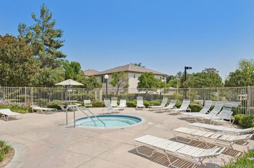 24306 Foxglove Pl, Santa Clarita CA  91354-4922 exterior