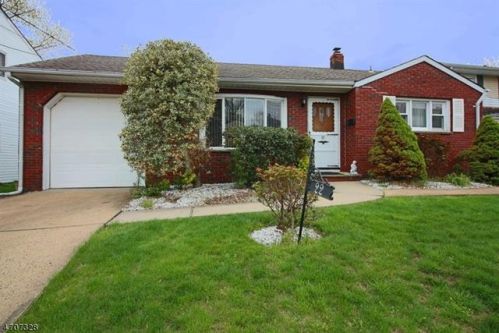 22 Nimitz Pl, Iselin NJ  08830-2329 exterior