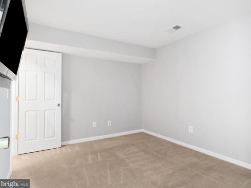 2217 William Harris Way, Woodbridge VA  22191-6381 exterior