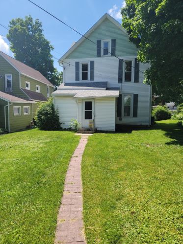 524 Detroit St, Bellefontaine, OH 43311-1712
