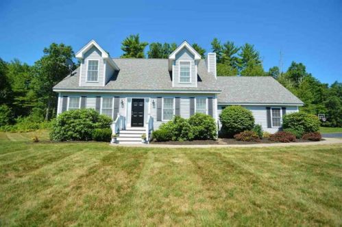 5 Elder Osborne Dr, Lee, NH 03861-6660