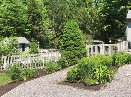20 School House Rd, Litchfield, CT 06778-2116