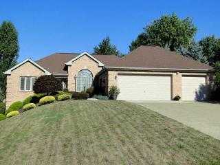 202 Valleyview Dr, Mc Donald, PA 15057-2619