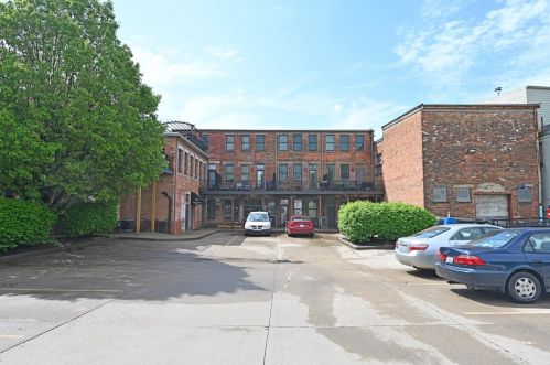 126 Pike St, Covington, KY 41011-2350