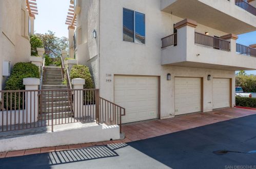 7478 Altiva Pl, Carlsbad CA  92009-6415 exterior