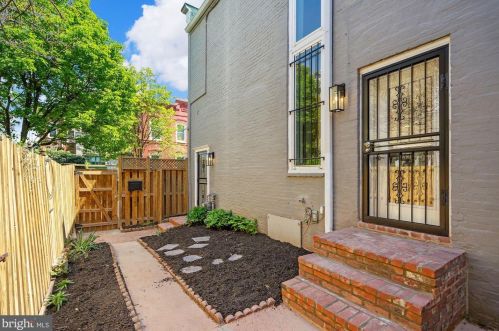 642 Pickford Pl, Washington, DC 20002-5334