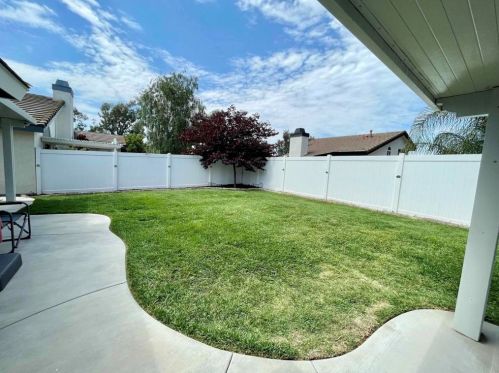 42137 Teatree Ct, Temecula CA  92591-3825 exterior