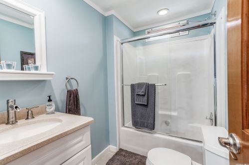 129 Crystal Brook Hollow Rd, Mount Sinai NY  11766-2102 exterior